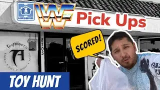 Vintage Toy Hunting for WWF Hasbro Figures | wrestling figure pick ups
