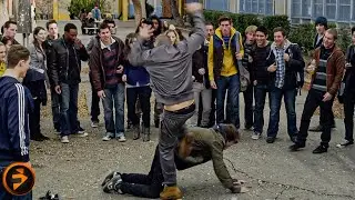 Peter Parker is bullied by Flash | THE AMAZING SPIDER MAN