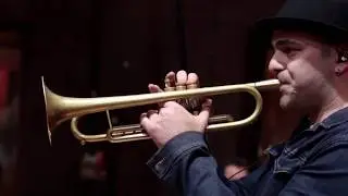 Nicolas Gardel & The Headbangers Big Band - GIVE US THE STRENGTH [Clip Officiel]
