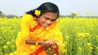 হলুদ শাড়ি পড়ে হলুদ ফুলে সবাইকে সুন্দর একটা গান উপহার দিলো  লতা পারভীন 