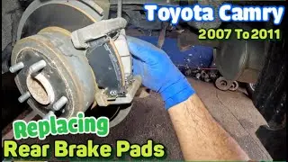 2011 Toyota Camry rear brake pads replacement