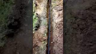 Entrada Padrão Subterrânea Em Residencia.