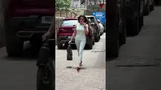 Shamita Shetty Looks Stunning 😍 🔥 Spotted At Clinic In Bandra