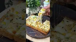 Chessy corn garlic bread