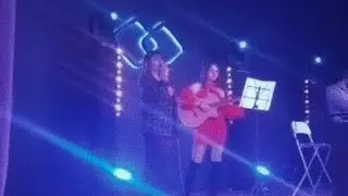 I Knew You Were Trouble - Taylor Swift (by Agnes & Lari) NA ŻYWO