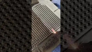 Fiber Laser Cleaner Mold Oxide Layer Removal丨Pulsed Type 100W 200W Portable Laser Cleaning Machine