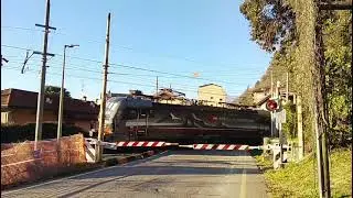 06/01/26 passaggio a livello level crossing (Laveno Mombello) Italia italy