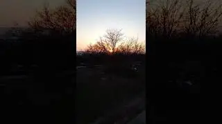 Na peronu Železničke stanice (stajali&scaron;ta) Donji Titel & Zalazak sunca / Sunset / Titel, 18.01.2026.