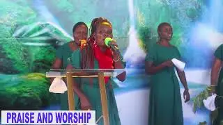 PRAISE & WORSHIP SESSION