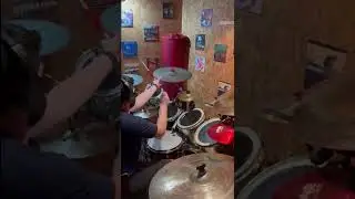 #christimas #heavymetal #powermetal #drummer #aquilespriester #brasil #feliznavidad #drummer #drums