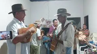 FOLIA DE REIS ESTRELA DO ORIENTE 