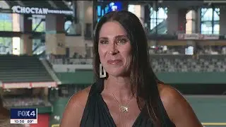 Rangers field reporter Emily Jones talks about Globe Life Field and sports during the pandemic