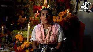 ALTARES tradicionales de DÍA DE MUERTOS en la Ciudad de Oaxaca, México