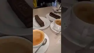 Cheese Cake Slice | Best Dessert in Pakistan | Food Reviews