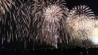 Show de fogos de artif&iacute;cio  da virada em Santos