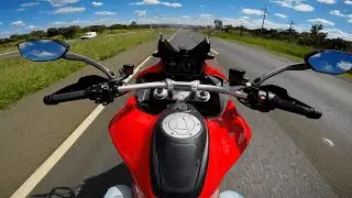 Cortando Bras&iacute;lia de Ducati Multistrada V4