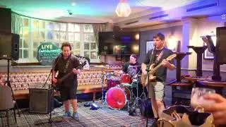 The Backup Plan live at The Oak Tree.                      Cover -  I'm just a kid