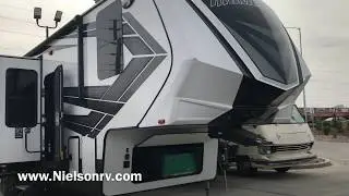 2018 Grand Design Momentum M-Class 349M #MOM6653