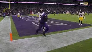 Lamar Jackson with a 14-yard touchdown pass to Rashod Bateman vs. Pittsburgh Steelers