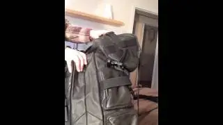Carroll Leather Roadpack review by someone who doesn't know how to use a camera.