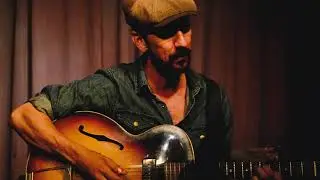 Gill Landry - Red Rockin' Chair (Traditional)
