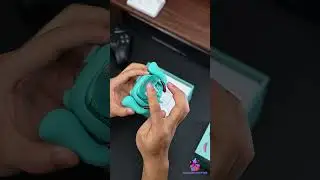 BilibiliGoods Hatsune Miku CUBE FACE LCD Touch Screen Bluetooth Airpods #hatsunemiku #airpods