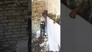 #Grouting #TileInstallation #DIY #HomeImprovement #ConstructionTips #worker #construction #shorts