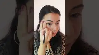 jel eyeliner nasıl çekiyorum?