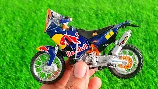 KTM 450 Dakar Rally Replica | Miniature diecast Bike model | BBurago die cast bikes unboxing