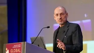 Dr. Ricardo Salvador Union of Concerned Scientists: build diverse, sustainable farm ecosystems