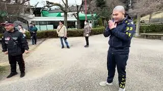 鍔田父走って登場！！！