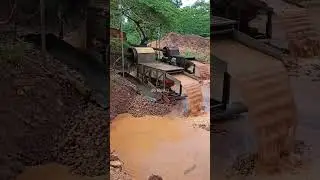 Gravel washing machine in Gem mining industry