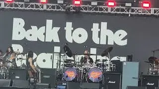 Drum Off - Travis Barker,Danny Carrey and Chad Smith (Back To The Beginning)