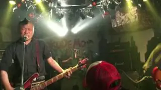 NAKED YEGGS/空っぽの部屋