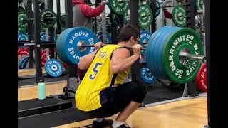 🔥🏋️‍♂️ 朝5時、200kgスクワットで完全勝利！“胸毛ニキ”八須拳太郎の限界突破ルーティンがヤバすぎた💪🔥