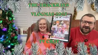 VLOGMAS 2025: Вязание и болтовня за обсуждением рождественских телепередач