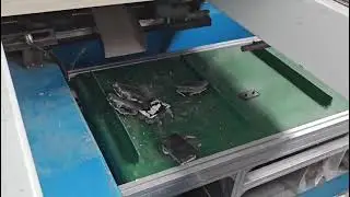 Waste solar photovoltaic panel dismantling and processing equipment
