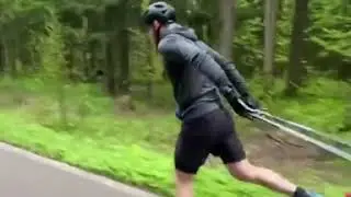 Rollerski technique training for classic skiing(4)
