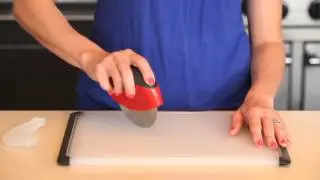 OXO&reg; Clean Cut Pizza Wheel