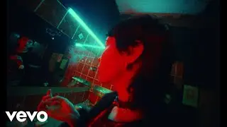Wolf Alice - Safe From Heartbreak (if you never fall in love)
