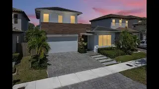 New Listing Venetian Parc