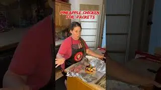 What's for dinner? Pineapple chicken foil packets! ￼