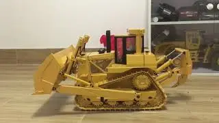 Tractor de Orugas Control Remoto Escala 1:14 - Con Sistema Hidr&aacute;ulico