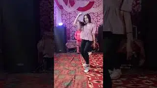 मुझको राणा जी माफ करना || gup chup gup chup Dance Video || #divyasisodiya143 #OldSong #youtubeshorts