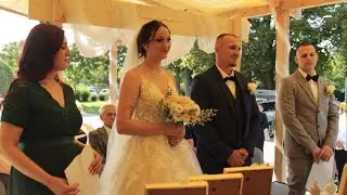 Fanni&Roli esk&uuml;vője, Nyir&aacute;d