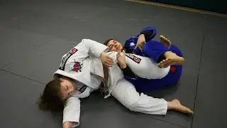 Rolling Calf Slicer vs. De la Riva Guard (with Competition Footage)