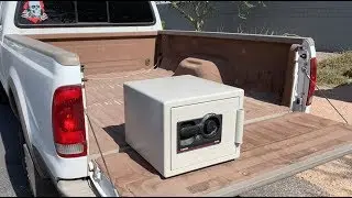 Tank Crush 44: Locked Safe