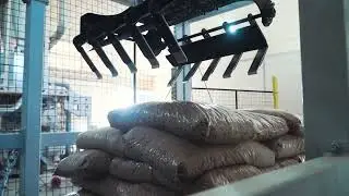 Paletyzer work&oacute;w Maral-Tech. Paletyzacja pelletu. Automatyzacja produkcji. Robot do układania work&oacute;w