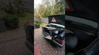 📦 W124XXL &ndash; Kofferraum wie im Wohnzimmer 😎🛋️ #mercedes #automobile #mercedesbenz #w124 #classic
