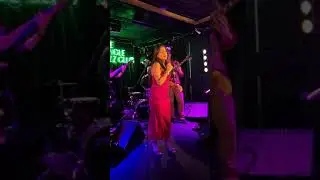 Valarie (Cover By Shani Cohen)-AMAZONICO Madrid